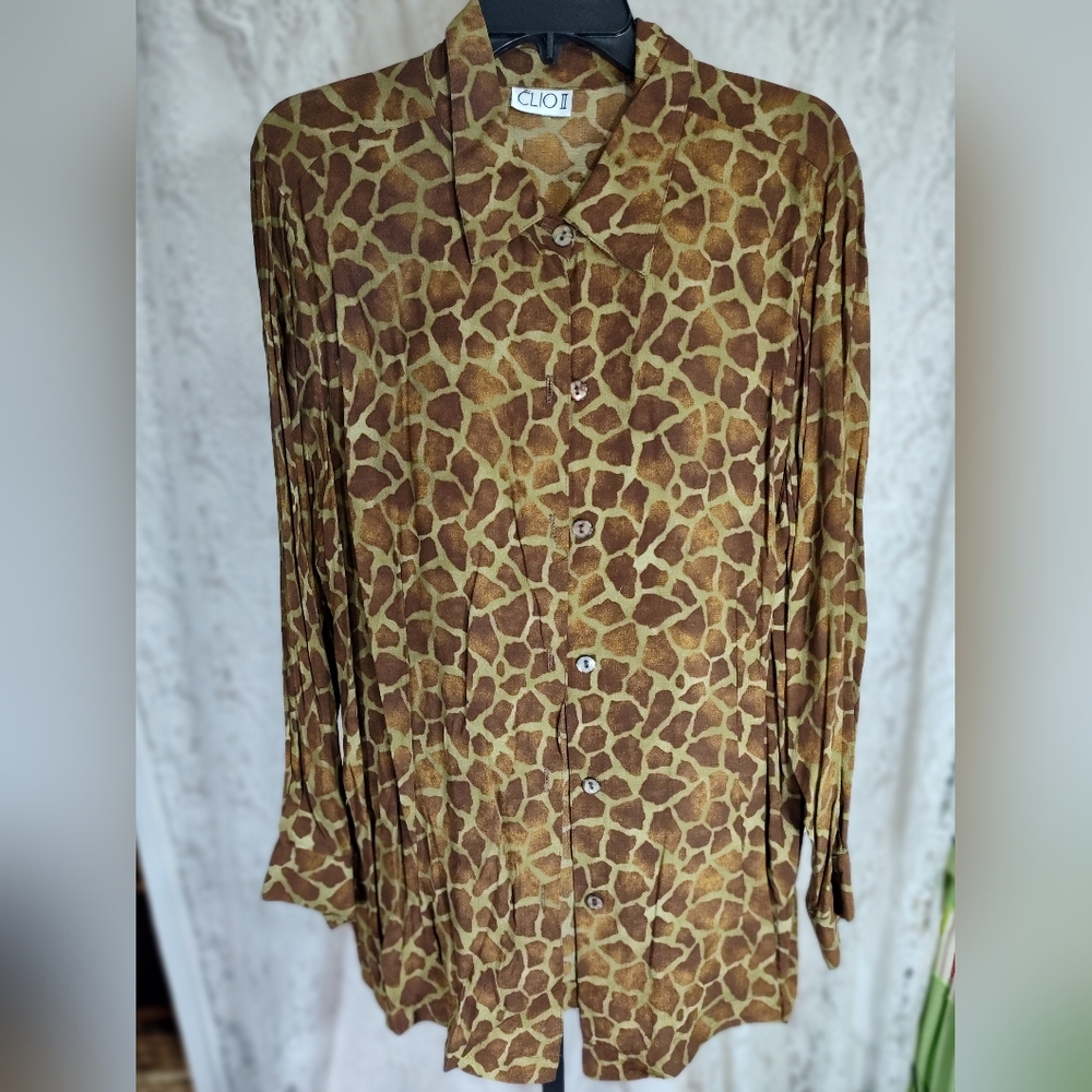 CLIO II Giraffe Brown Gold Print Blouse and skirt set. *see measurements*